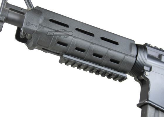 (Discontinued) MagPul MOE Handguard Rails