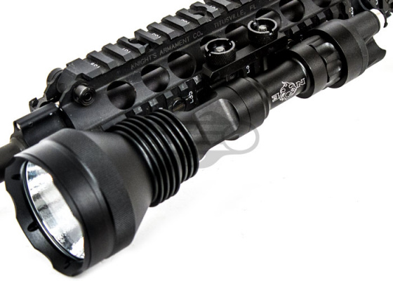 Night Evolution M971 Tactical Light ( LED )