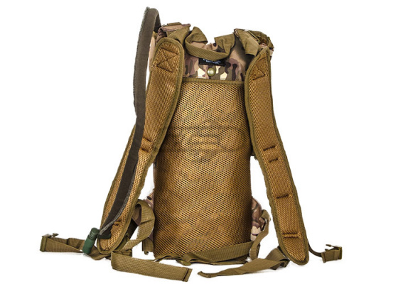 Lancer Tactical Lightweight Hydration Pack ( Camo )