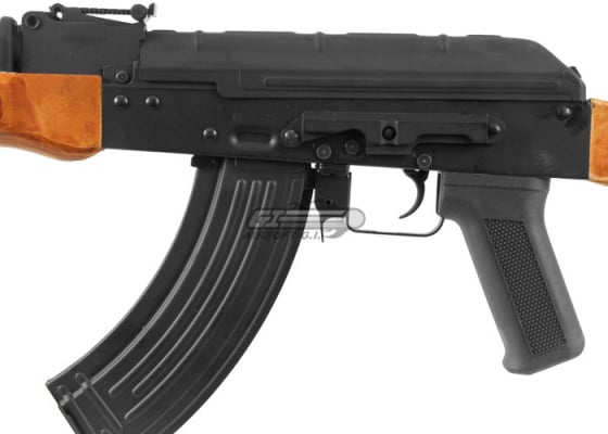 CYMA CM048M AKM AEG Airsoft Rifle ( Wood ) CYMA CM048M AKM AEG Airsoft Rifle ( Wood )