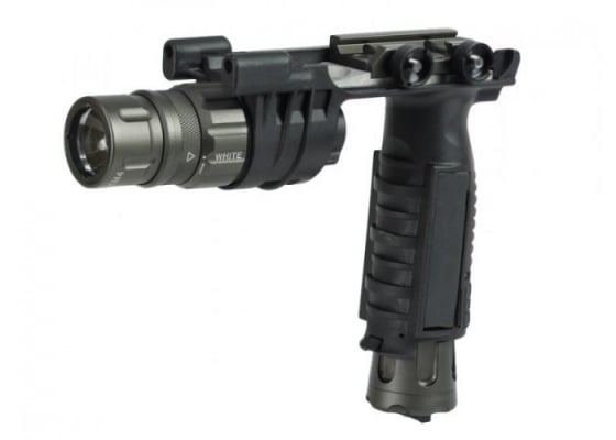 Bravo Airsoft V2 220 Lumens LED Weapon Light ( Black )