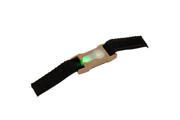 FMA 1" Webbing Split Bar Strobe Light (FDE/Green Light)