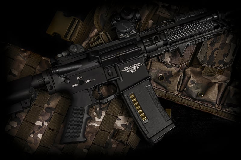 Knight's Armament Full Metal M4 CQB URX3.1 AEG Spotlight