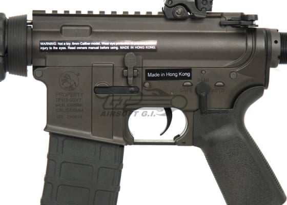 King Arms Smith & Wesson M&P15 MOE Carbine AEG Airsoft Rifle ( Black )
