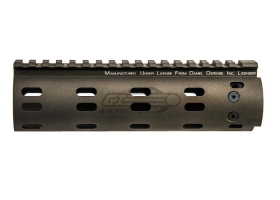 Madbull Daniel Defense 7" MFR Handguard Rail System ( Flat Dark Earth )