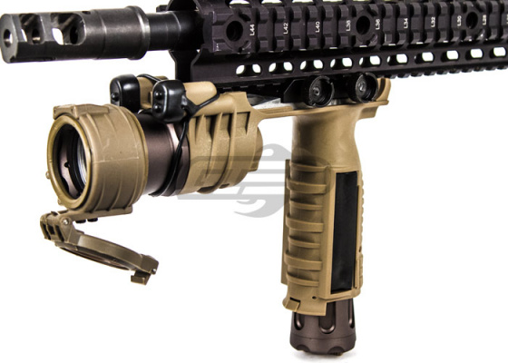 Night Evolution M910A Vertical Fore grip Weapon Light - DE