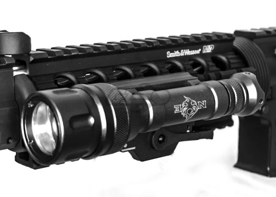 Bravo Airsoft Scout V Tactical Flashlight ( Black )