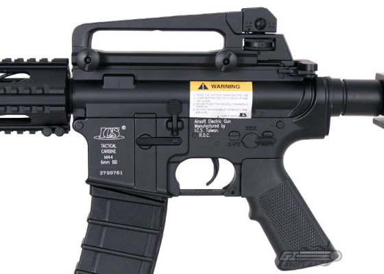ICS M4 CQB AEG Airsoft Rifle w/ Folding Skeleton Stock ( Black )
