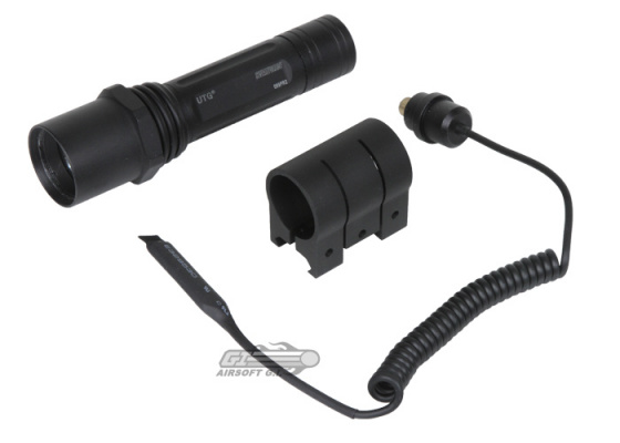 UTG Combat Xenon Flashlight