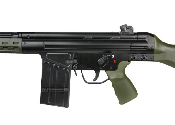 JG T3K3 T3A3 AEG Airsoft Rifle ( Black / OD Green )
