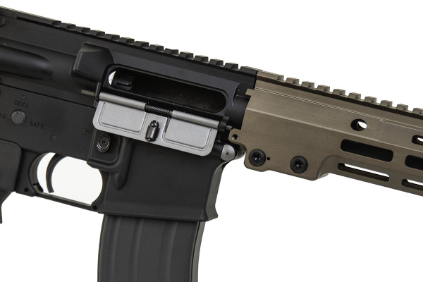 Airsoft GI KWA UR4 URGI GBB Airsoft Rifle