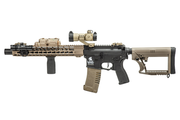 AIRSOFTGI CUSTOM NIGHT TERROR M4 AEG