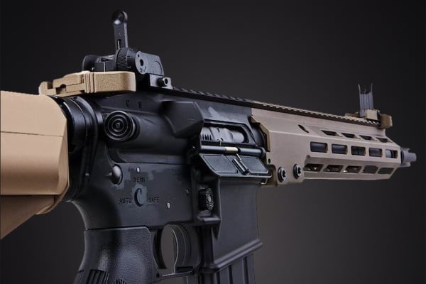 Tokyo Marui URGI MK16 MWS 11.5" SOPMOD Block 3 GBB Airsoft Rifle (Tan/Black)